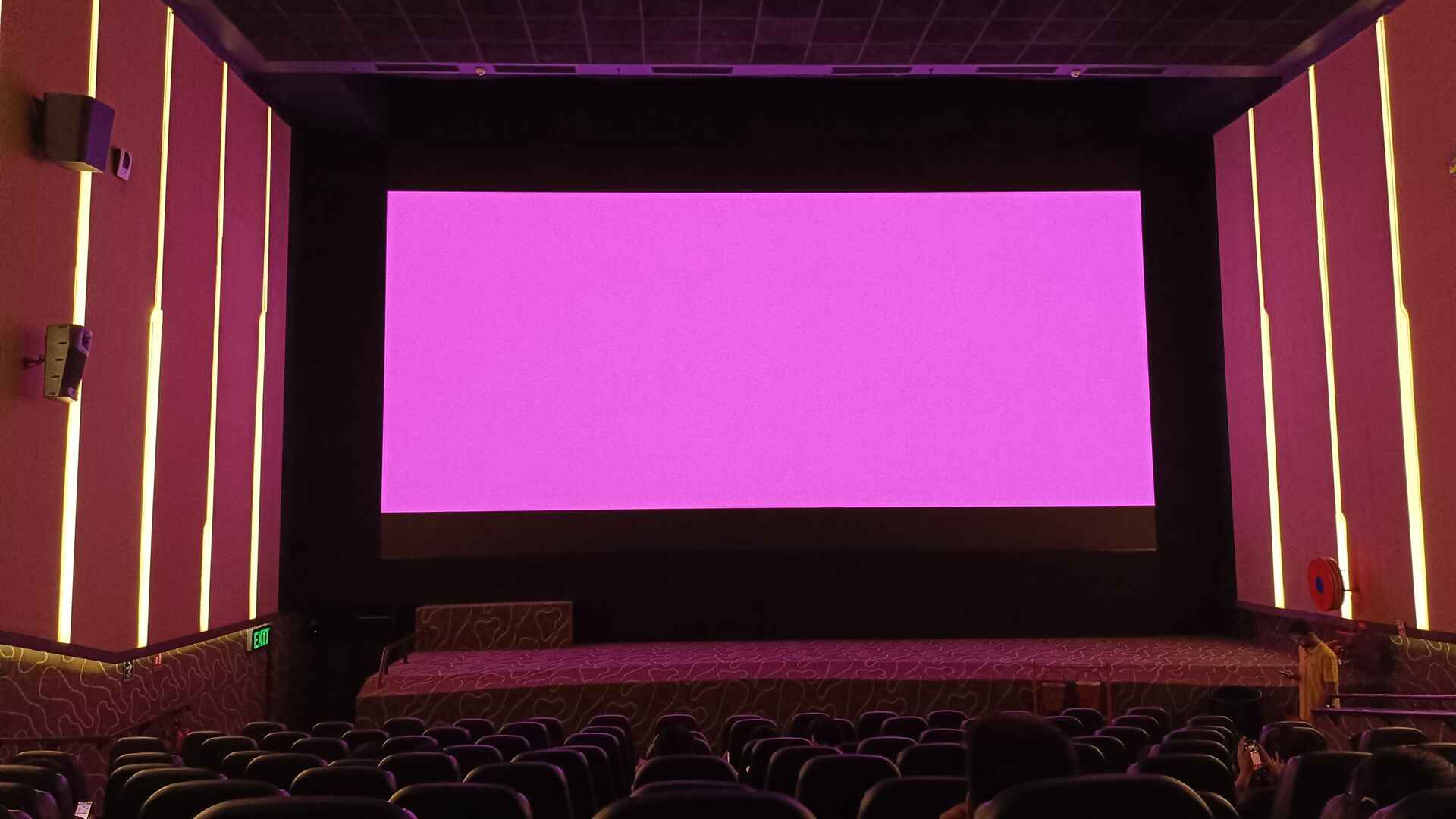 Samsung Onyx Screen at Cinepolis, DLF Avenue, Saket, Delhi